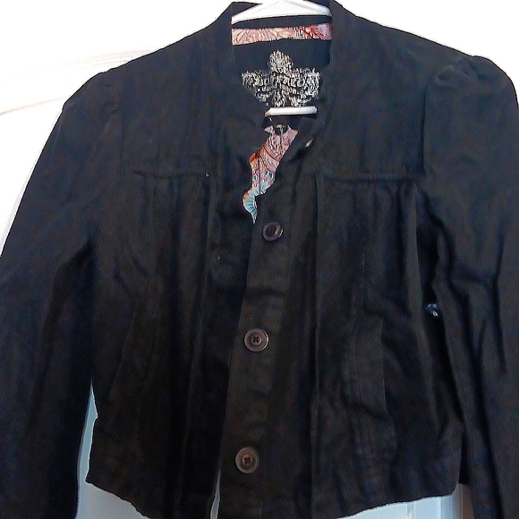 NWOT - Women's Black Buffalo David Bitton Balero Style Crop Jacket, Size Small - Picture 3 of 7